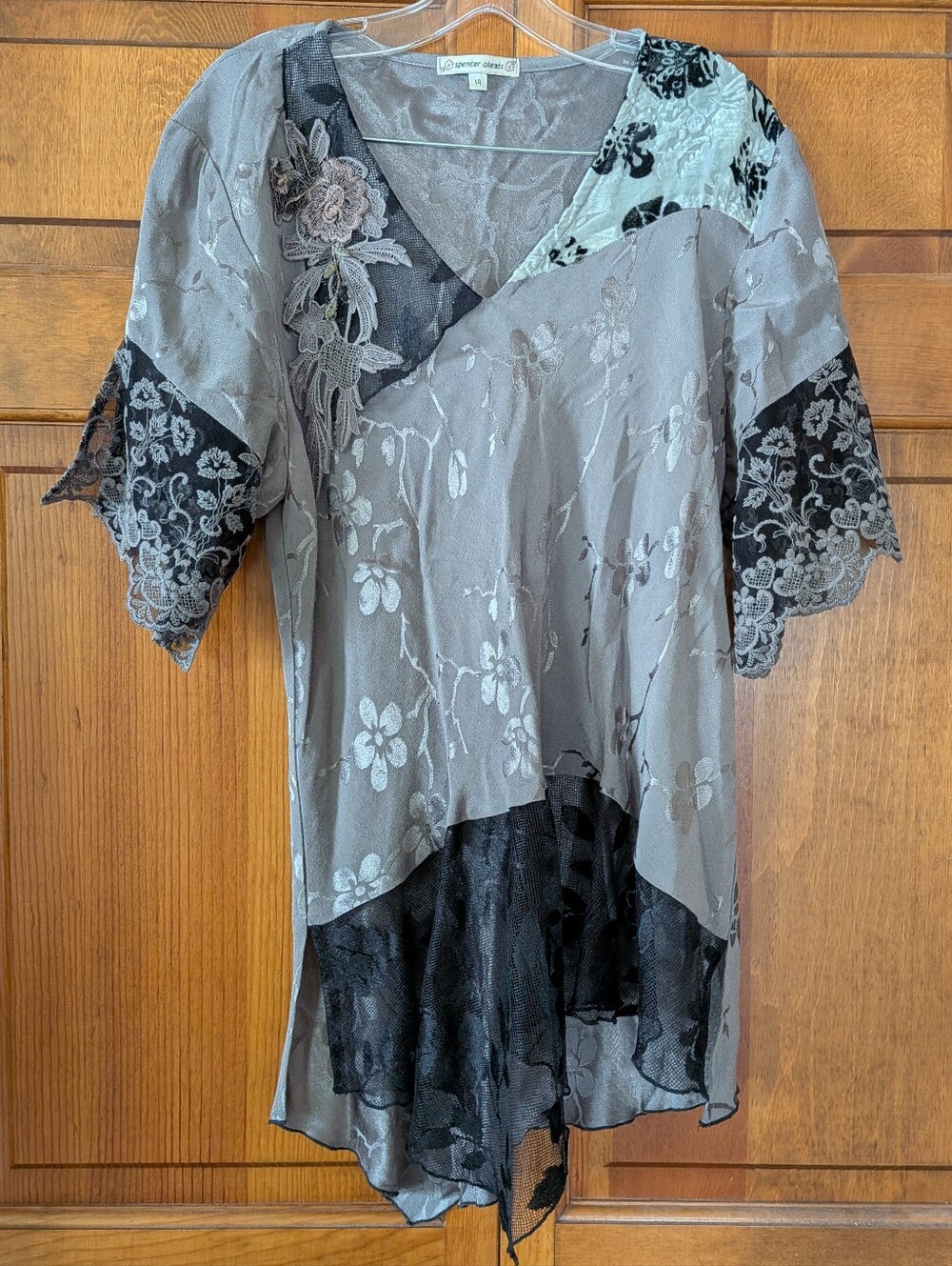 Grey Floral Lace-Trim V-Neck Tunic - Gray/Black